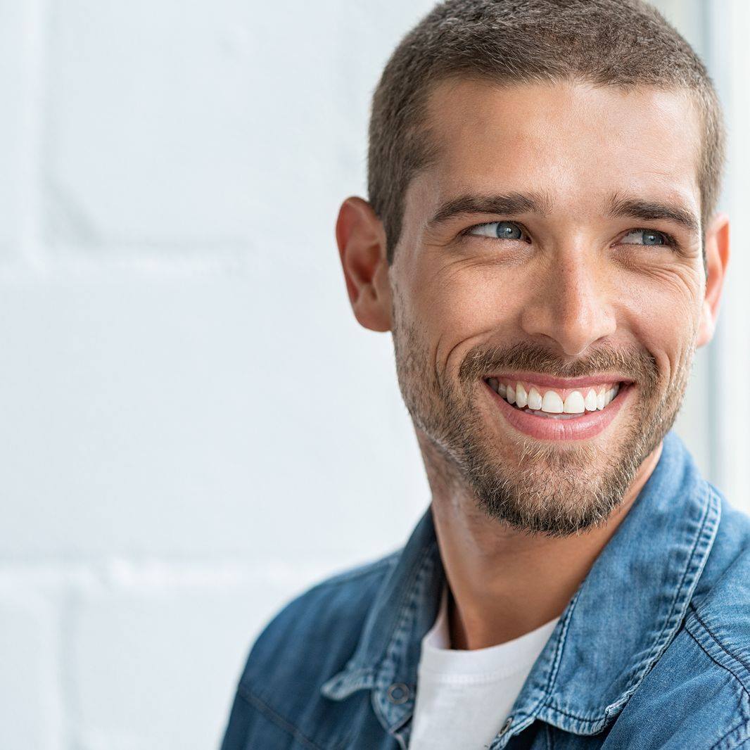 Gum Bleaching in Los Angeles
